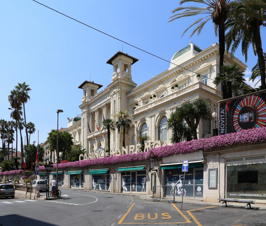 La Casa Del Sole Sanremo Apartment Bagian luar foto