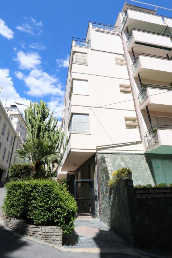 La Casa Del Sole Sanremo Apartment Bagian luar foto