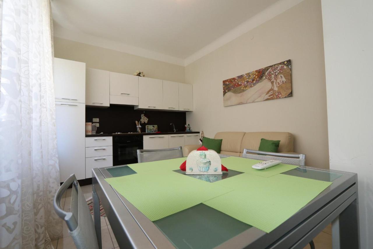 La Casa Del Sole Sanremo Apartment Bagian luar foto